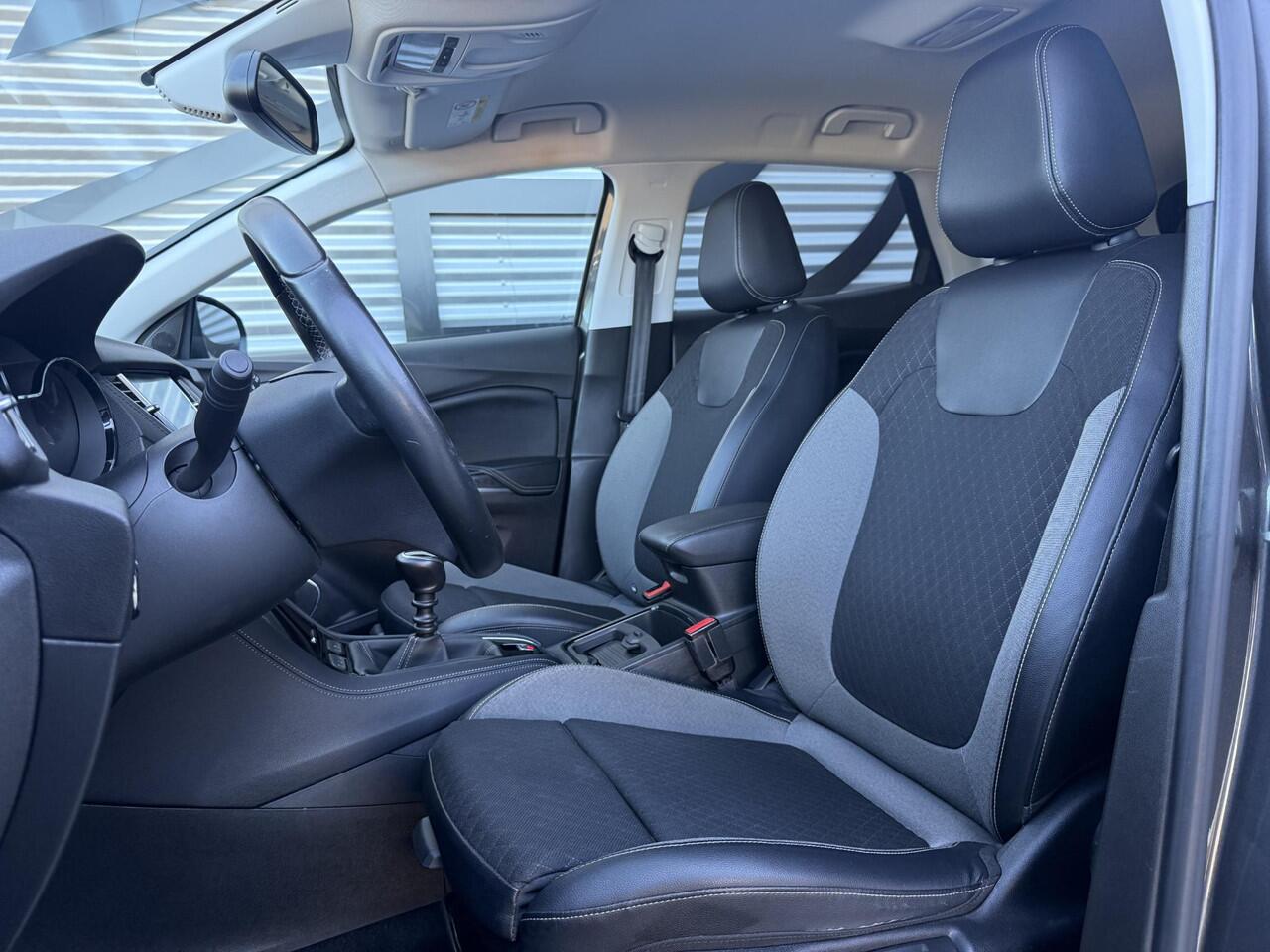 Opel Grandland X 1.2 Turbo Business + 2e Eigenaar|Navi|Camera|Trekhaak|D-riem v.v. in 2025|Clima|Cruise|Carplay|N.A.P|APK tot 02-2027