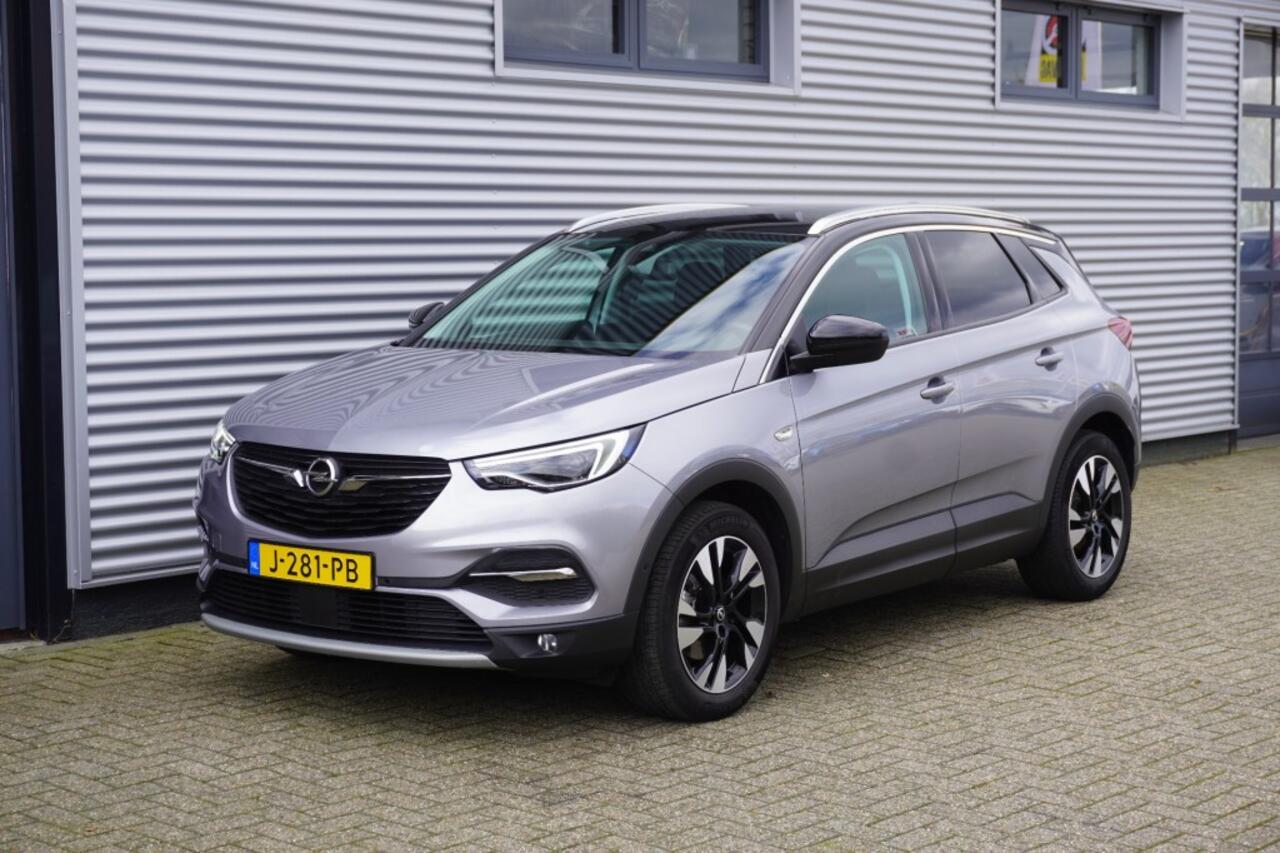 Opel Grandland X 1.2 Turbo Ultimate Automaat / Camera / Leer / LED / Zwart dak