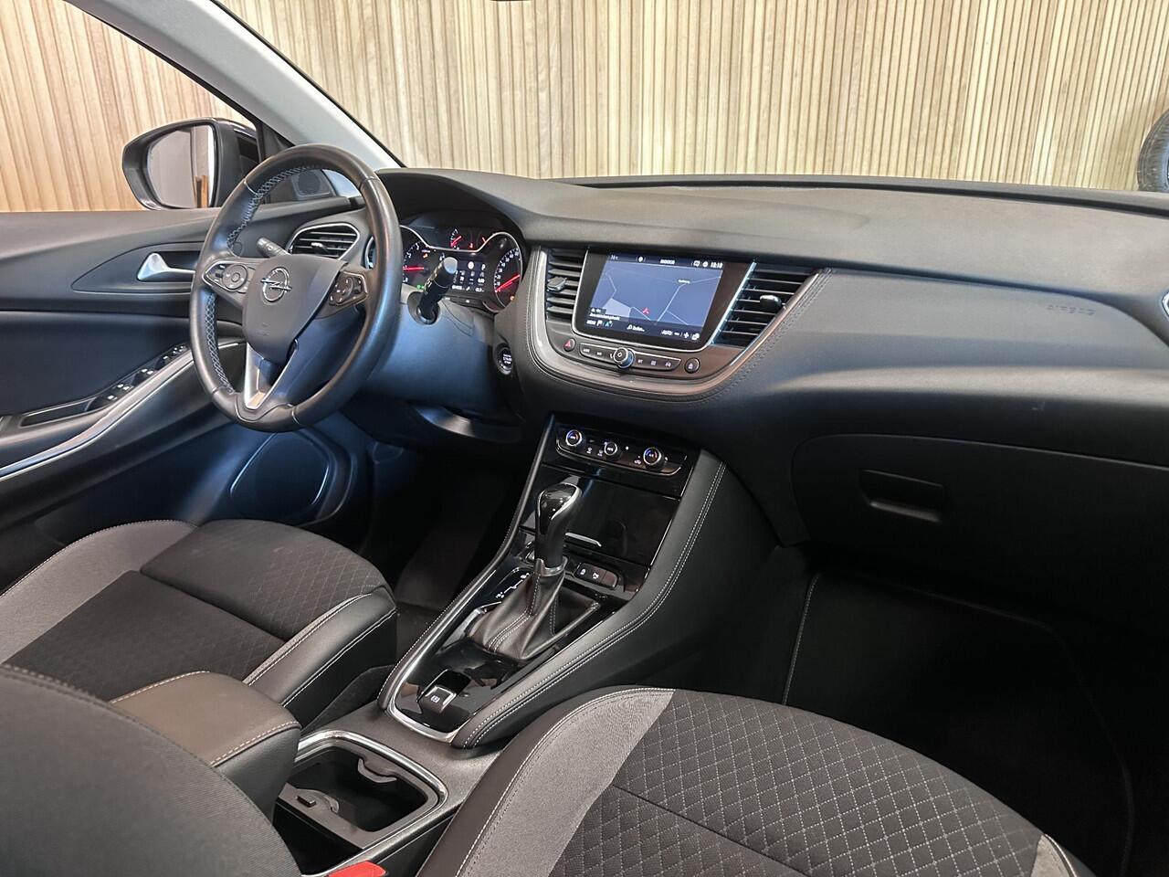 Opel Grandland X 1.2 Turbo Business Executive Trekhaak | Camera | Electrische kofferbak