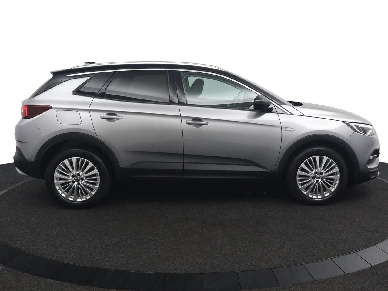 Opel Grandland X 1.2 Turbo*AUTOM*ECC*STOELVERW/KOEL*CARPLAY*COMF.AC