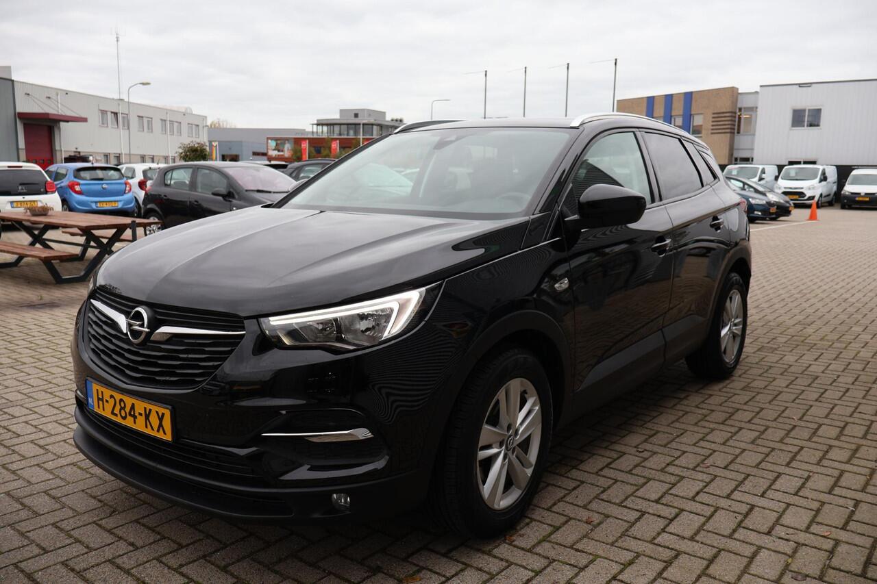 Opel Grandland X 1.2 Business Executive 1e Eigenaar | Dealer Onderh | NL-Auto | BTW | Winterpack | Climate | Navi | Carplay | Keyless | Cruise | PDC | Start/Stop | Hill-Hold | Full Led