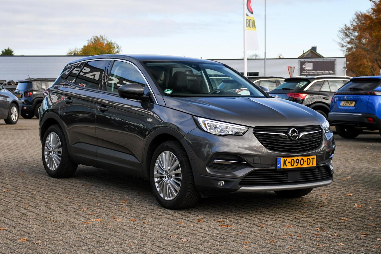 Opel Grandland X 1.2 Turbo Innovation APPLE CARPLAY/ TREKHAAK/ DAB
