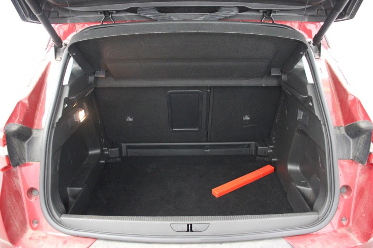 Opel Grandland X 1.2 Turbo Business Executive - Carplay, Navi, Camera, Cruise