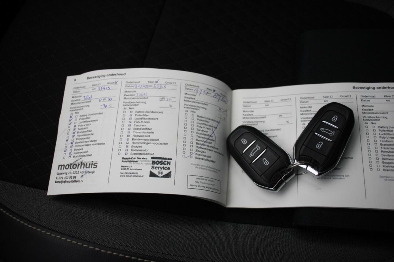 Opel Grandland X 1.2 Turbo Business Executive - Carplay, Navi, Camera, Cruise