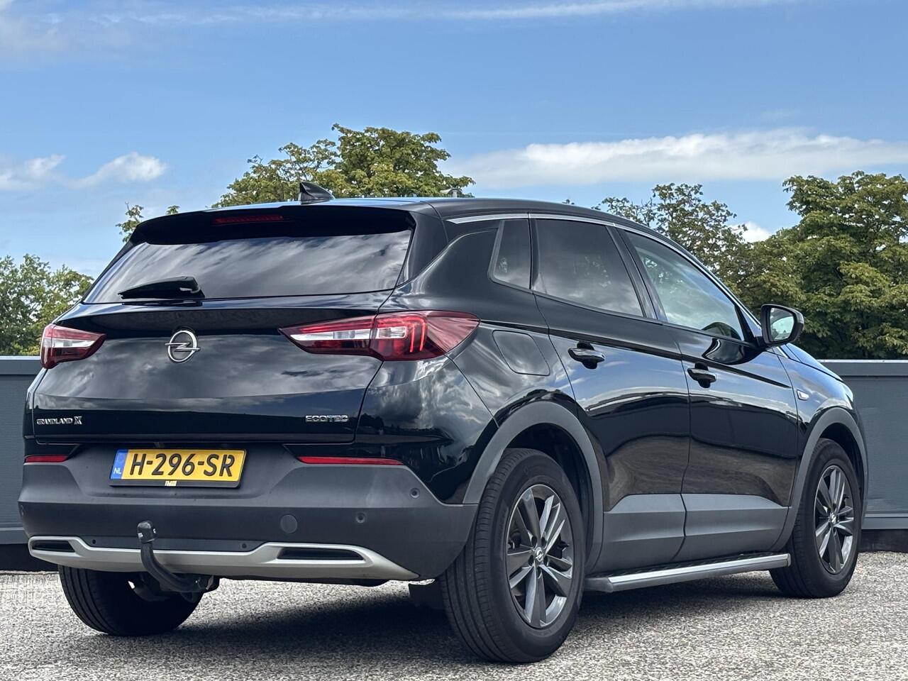 Opel Grandland X Edition 2020 1.2 Turbo 130pk | SIDESTEPS | TREKHAAK | CAMERA | APPLE CARPLAY / ANDROID AUTO | ISOFIX | DAB+ | CLIMATE CONTROL |