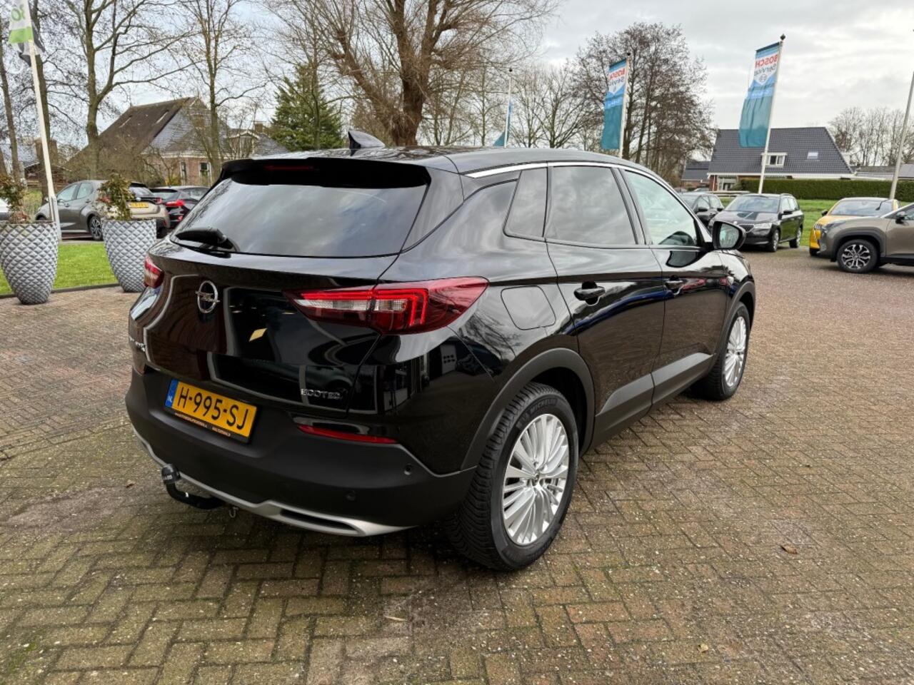 Opel Grandland X 1.2 TURBO INNOVATION TREKHAAK/PDC/CRUISE/ENZ.