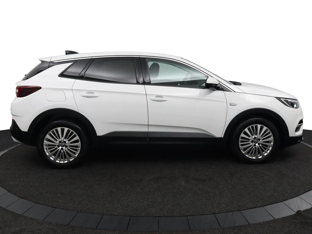 Opel Grandland X 1.2 Turbo Innovation Rijklaarprijs!