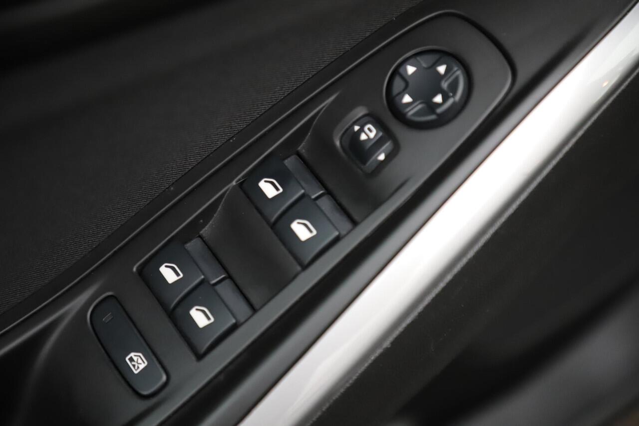 Opel Grandland X 1.2 Turbo Business Edition 131PK Navigatie Carplay Android Airco Cruise Control LMV Rijstrooksensor Parkeersensor