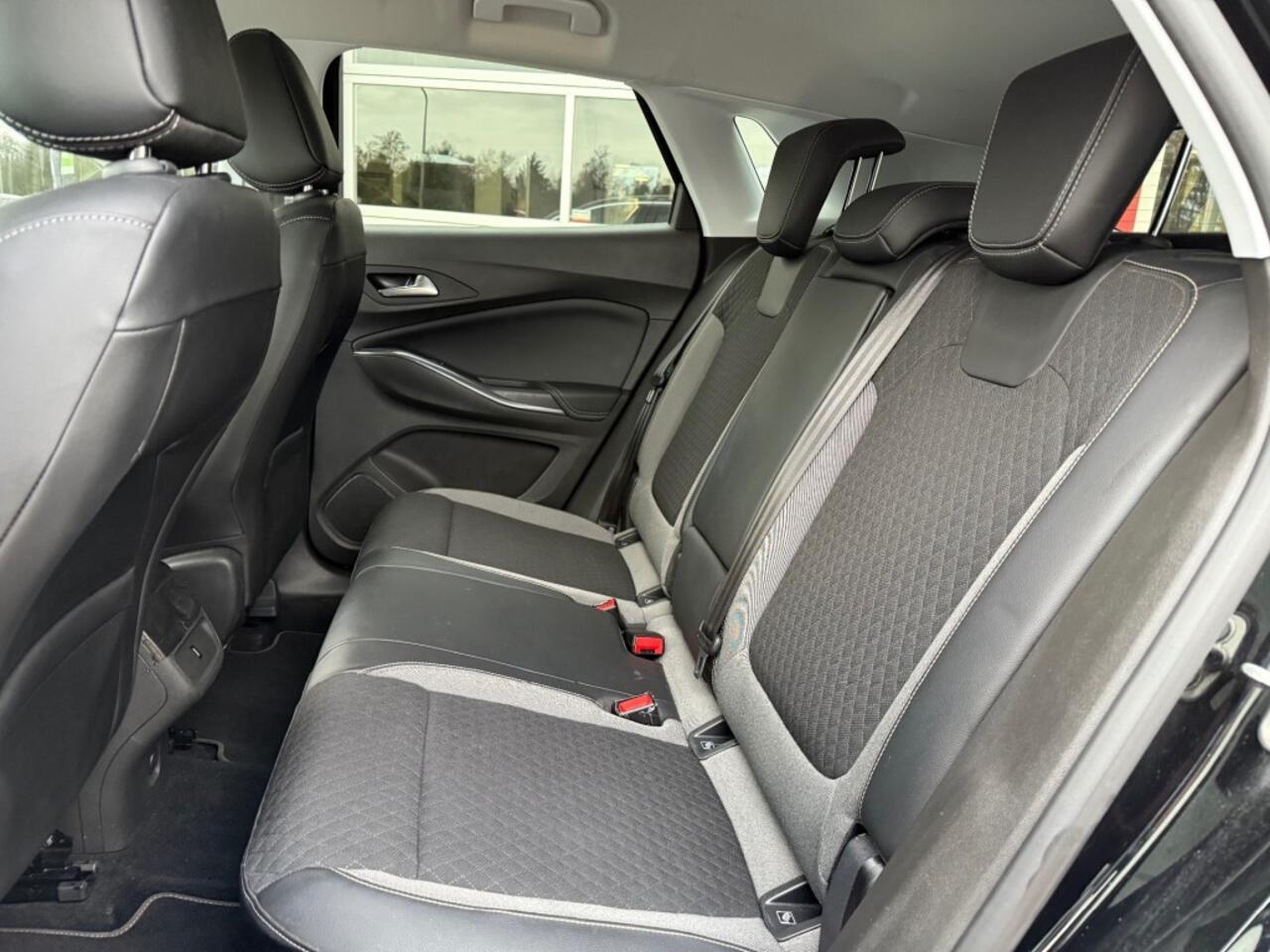 Opel Grandland X 1.2 TURBO INNOVATION TREKHAAK/PDC/CRUISE/ENZ.