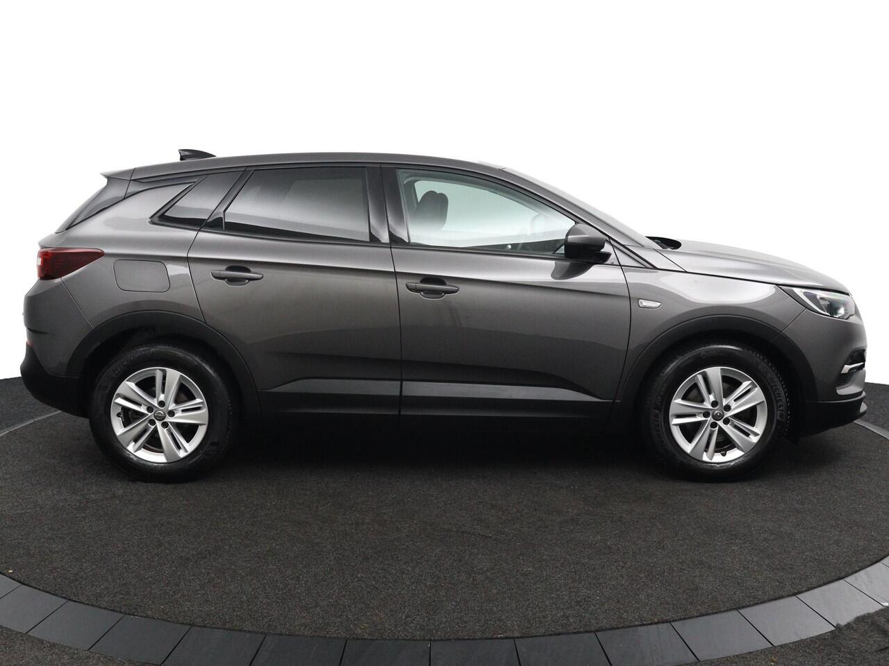 Opel Grandland X 1.2 Turbo Business*ACC*CRUISE*NAVI*HAAK*CARPLAY*