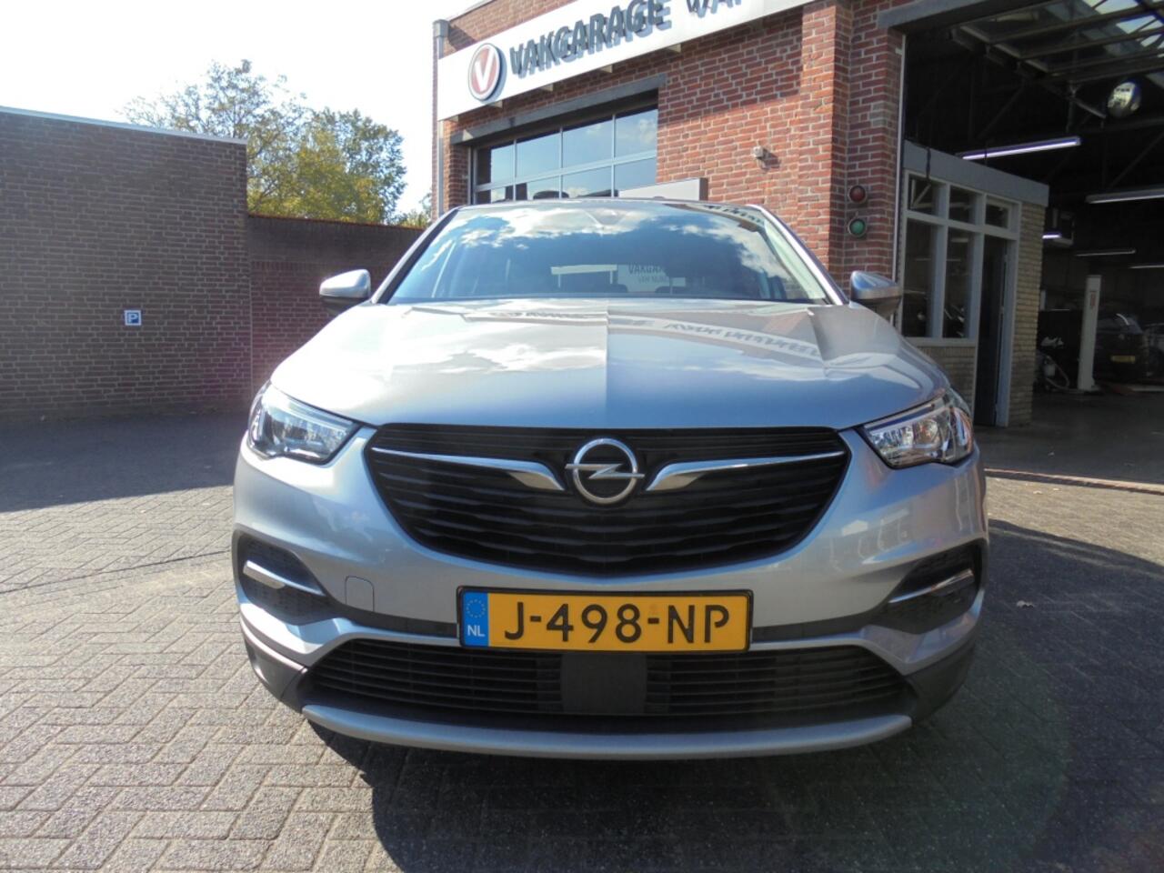 Opel Grandland X 1.2 Turbo Executive||Led||PDC||ECC||Apple||Rijklaar||
