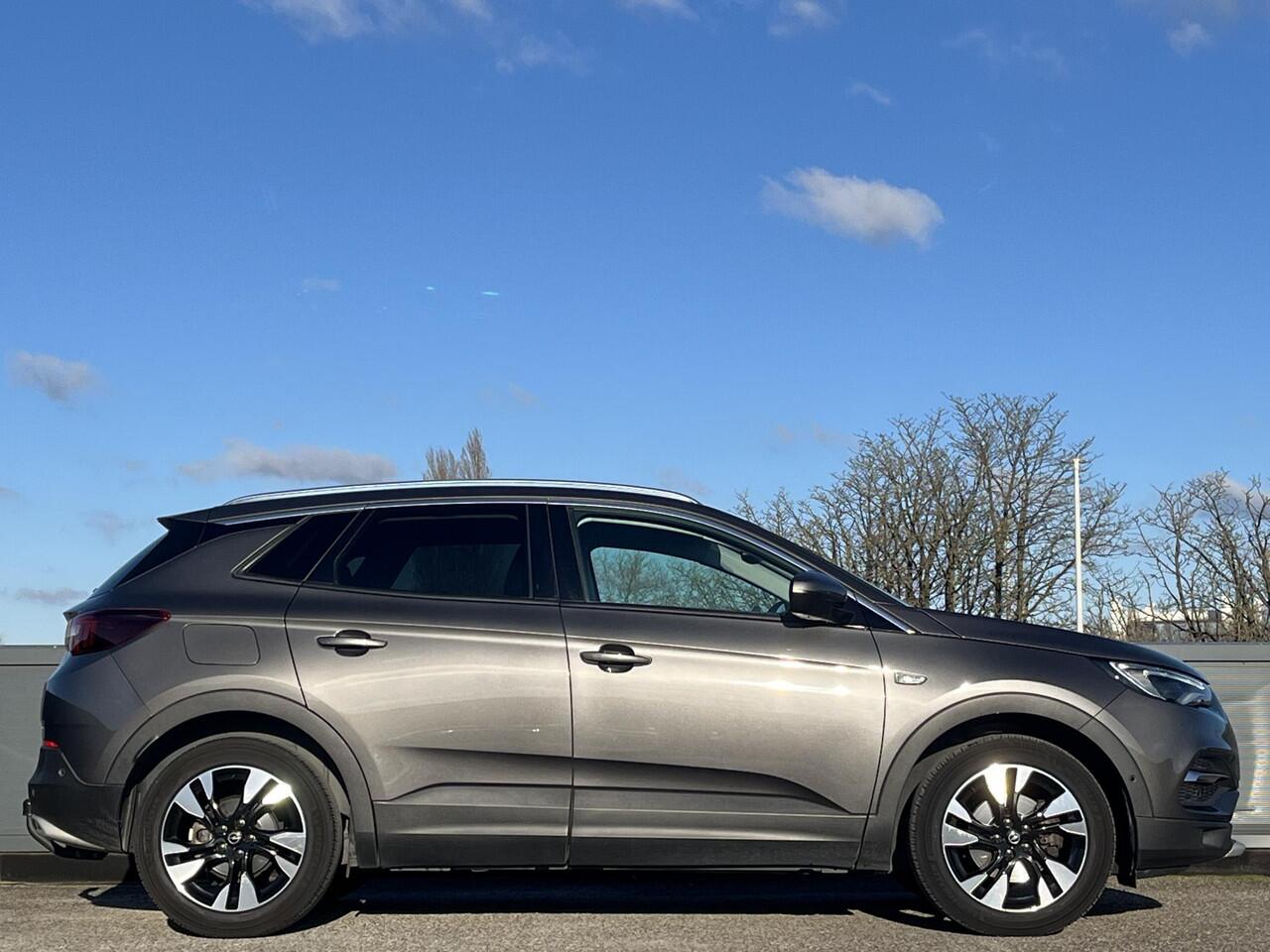 Opel Grandland X Innovation 1.2 Turbo 130pk EAT8 | AGR-STOELEN | FULL LED | TREKHAAK | KEYLESS | NAVI PRO | APPLE CARPLAY / ANDROID AUTO | ISOFIX |