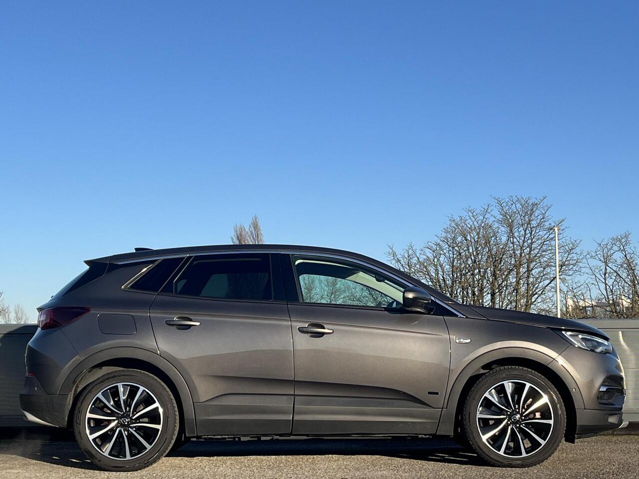 Opel Grandland X Innovation 1.6 PHEV 225pk Hybrid e-EAT8 | AGR-STOELEN | KEYLESS | FULL LED | ELEK. A.KLEP | NAVI | APPLE CARPLAY / ANDROID AUTO | ISOFIX |