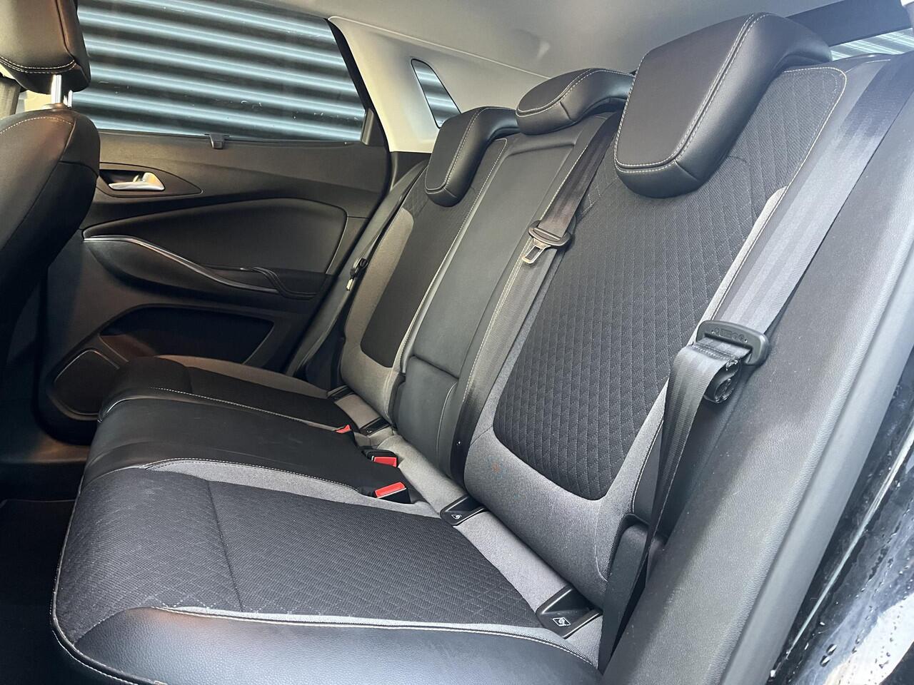 Opel Grandland X Innovation 1.2 Turbo 130pk | AGR-STOELEN | KEYLESS | FULL LED | STOELVERW. | ELEK. A. KLEP | ISOFIX | NAVI PRO | APPLE CARPLAY / ANDROID AUTO |