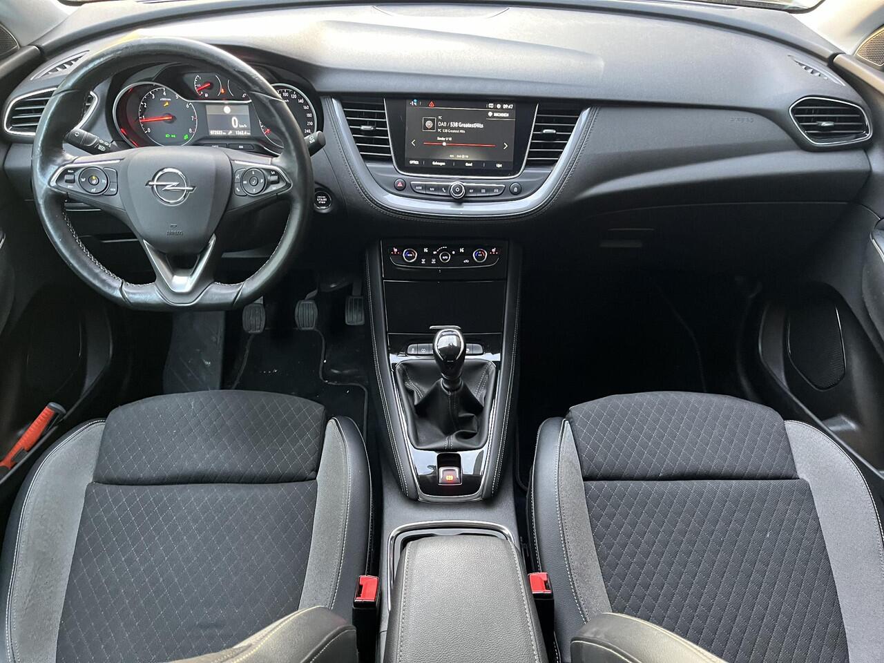 Opel Grandland X Innovation 1.2 Turbo 130pk | AGR-STOELEN | KEYLESS | FULL LED | STOELVERW. | ELEK. A. KLEP | ISOFIX | NAVI PRO | APPLE CARPLAY / ANDROID AUTO |