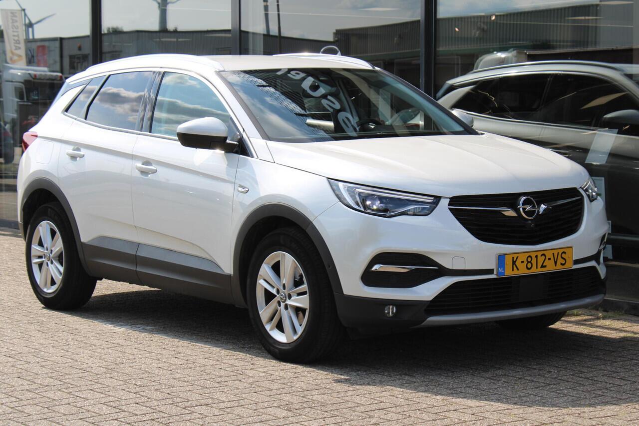 Opel Grandland X 1.2 Turbo Business Elegance , Automaat, Navi, Apple Carplay, 360 Camera, Clima, Cruise, PDC, Half Leder, LKA, LMV 17 Inch