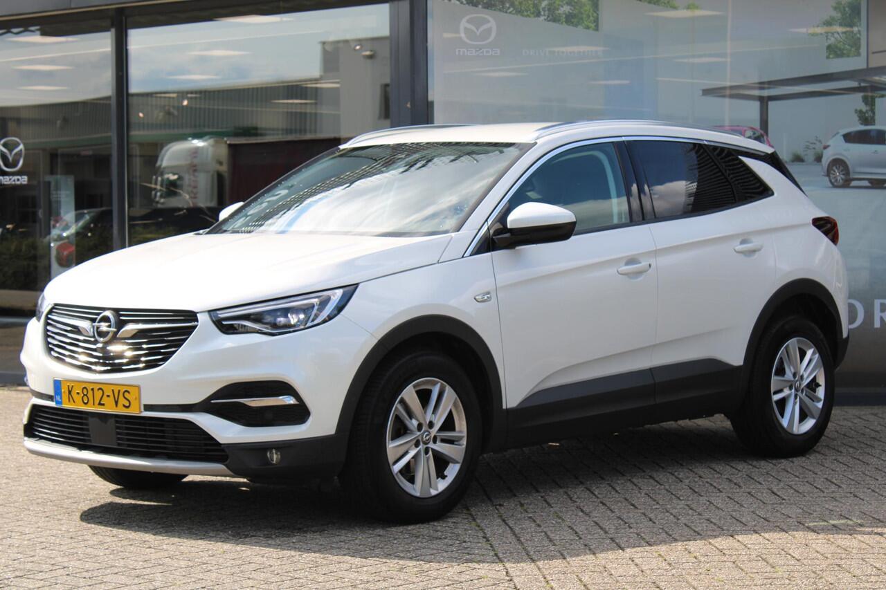 Opel Grandland X 1.2 Turbo Business Elegance , Automaat, Navi, Apple Carplay, 360 Camera, Clima, Cruise, PDC, Half Leder, LKA, LMV 17 Inch