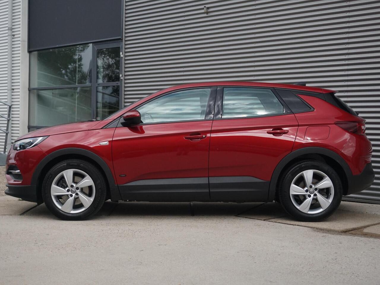 Opel Grandland X 1.6 Turbo Hybrid Business Edition