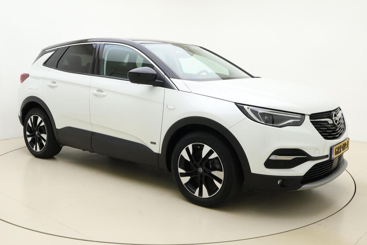 Opel Grandland X 1.6 Turbo 300pk Hybrid4 Elegance | Navigatie | Keyless | 360 Camera | Parelmoer kleur | Electrische achterklep | Lichtmetalen velgen | AGR Comfortstoelen | Verwarmbaar voorraam | Zwart dak