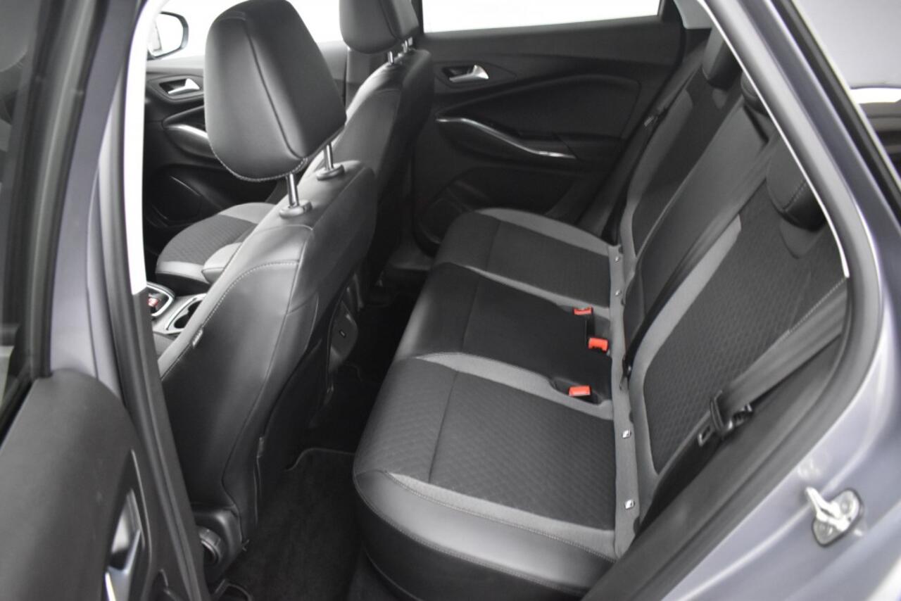 Opel Grandland X 1.6 Turbo 180PK Hybride Business Elegance Automaat