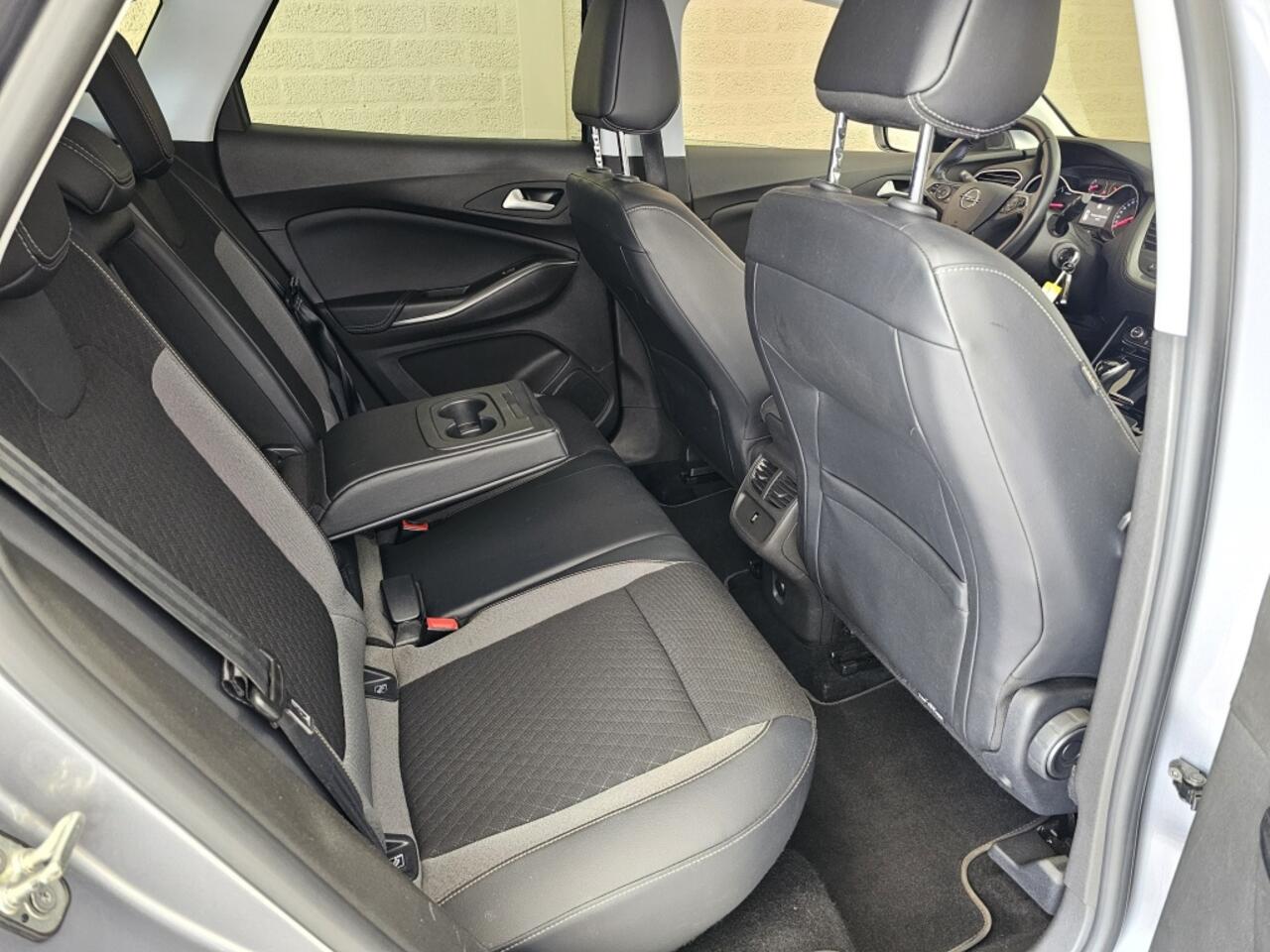 Opel Grandland X 1.2 Turbo (130Pk) Elegance Navi Camera Géén Afleverkosten.