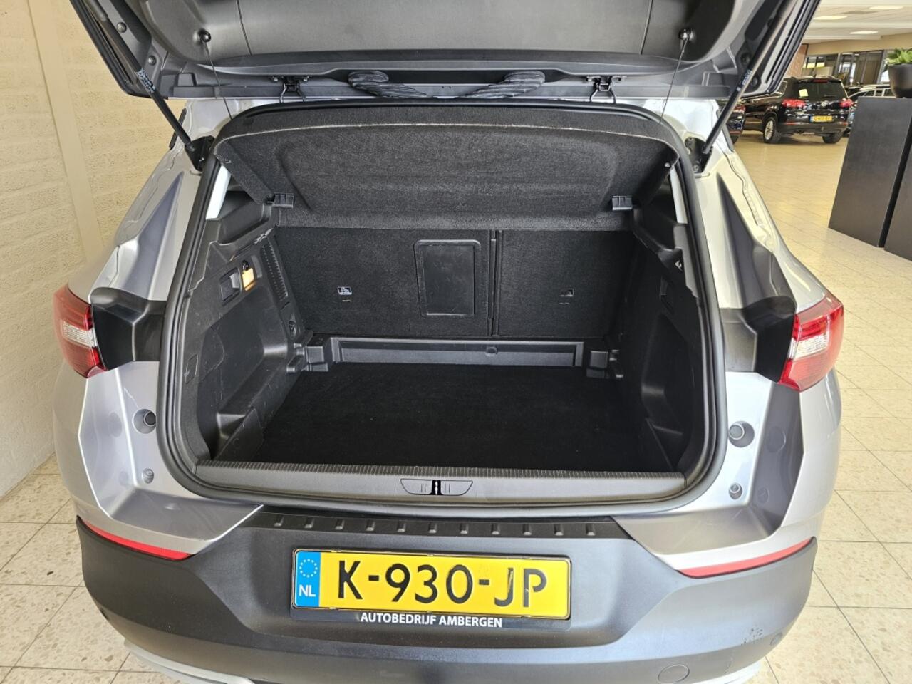 Opel Grandland X 1.2 Turbo (130Pk) Elegance Navi Camera Géén Afleverkosten.