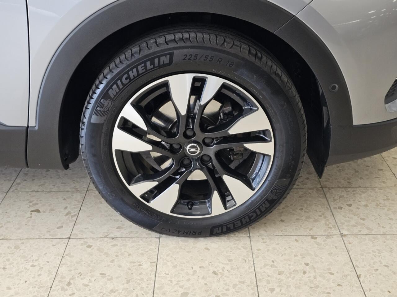 Opel Grandland X 1.2 Turbo (130Pk) Elegance Navi Camera Géén Afleverkosten.