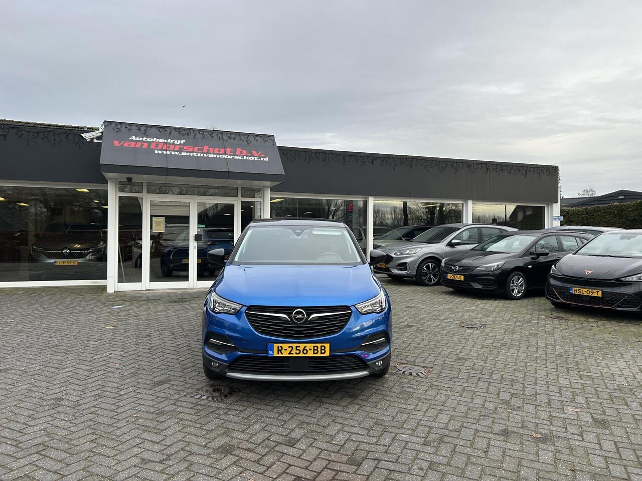 Opel Grandland X 1.2 Turbo Elegance
