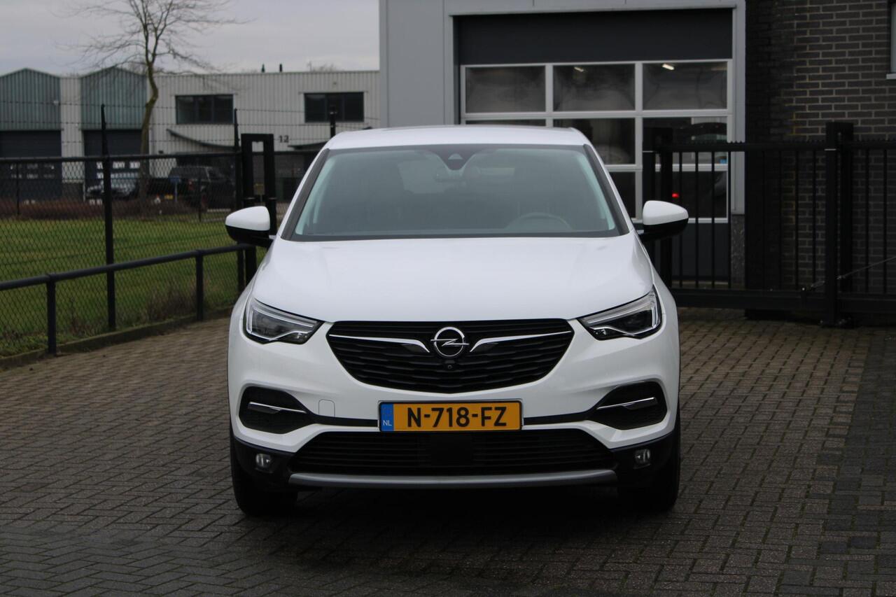 Opel Grandland X 1.2 Turbo Business Elegance Led/Camera/AppleAndroid