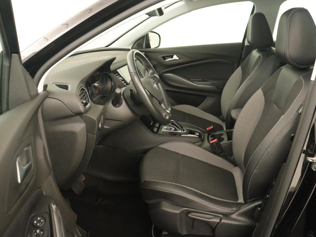 Opel Grandland X 1.6 Turbo Hybrid Business Edition | Carplay | Navigatie | Full LED | Parkeerhulp | Cruise control | Climate control | PHEV | Plug In