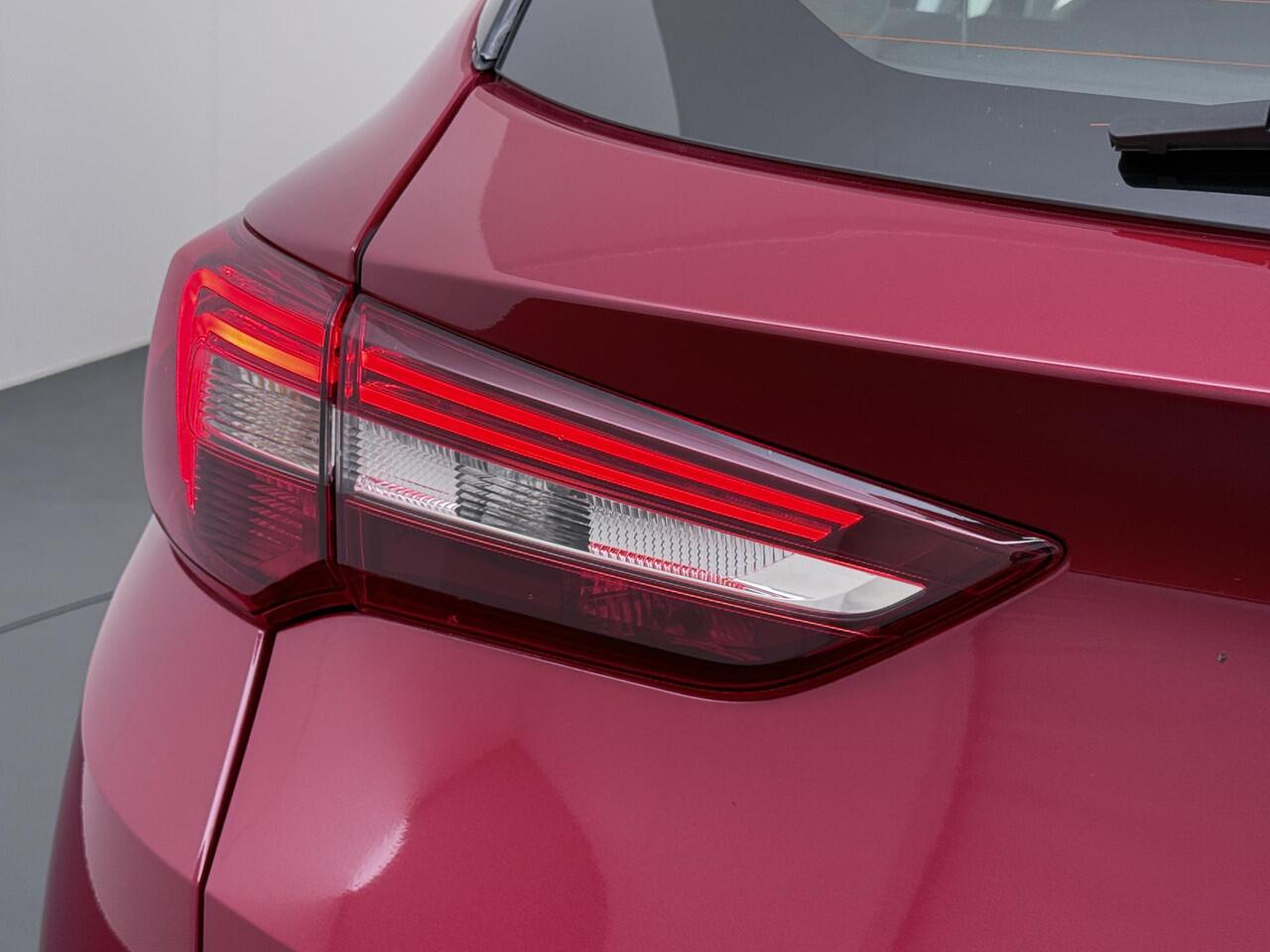 Opel Grandland X 1.6 Turbo Hybrid Business Edition PHEV PLUG-IN HYBRIDE | STOELVERWARMING| STANDKACHEL| LANE-ASSIST| RIJKLAARPRIJS INCL. 12 MND BOVAG GARANTIE | NAVI|