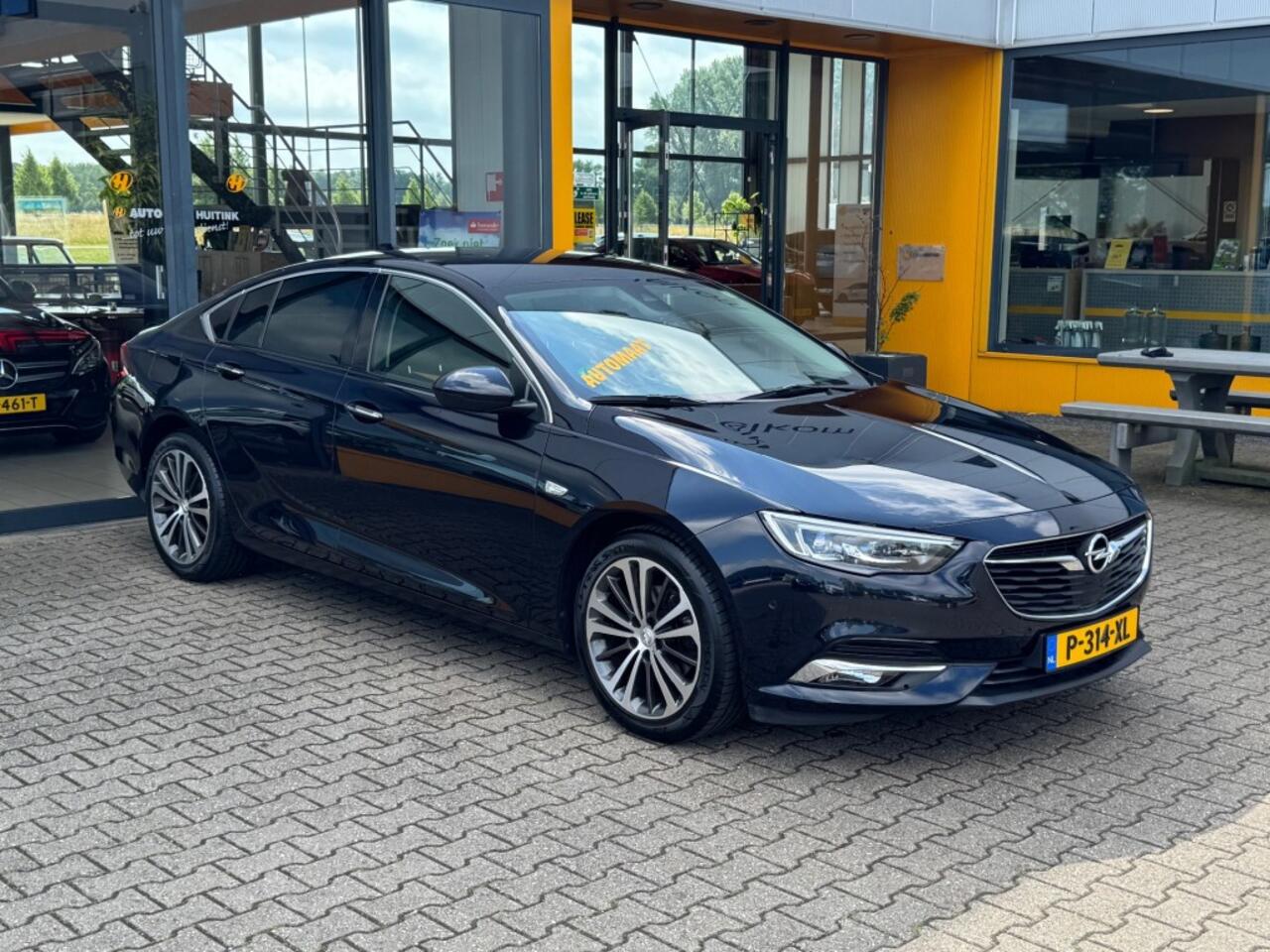 Opel INSIGNIA 1.5 T Grand Sport - leer - adaptive cruis - camera - stoel/stuur verwarming
