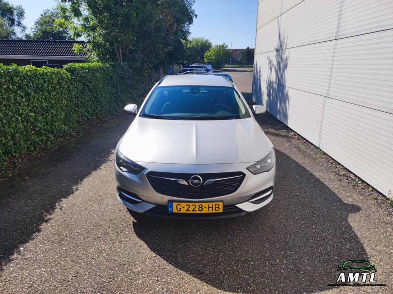 Opel INSIGNIA Sports Tourer - 1.5 Turbo Edition