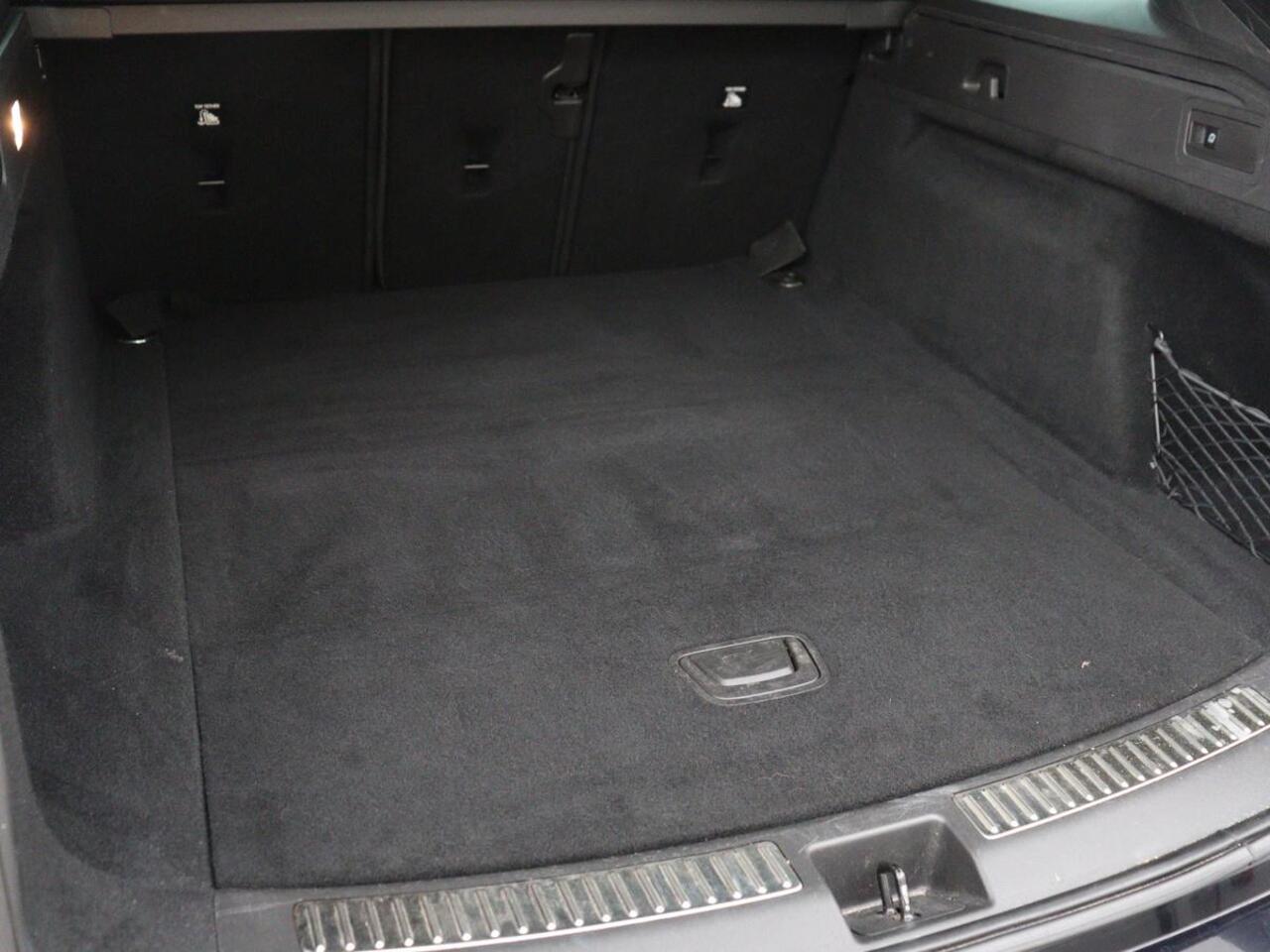 Opel INSIGNIA 1.5 Turbo Business Executive | OPC Line | Leder | Stoel & stuurverwarming | Marix LED | Trekhaak | Carplay | Camera | Comfortstoelen | Navigatie