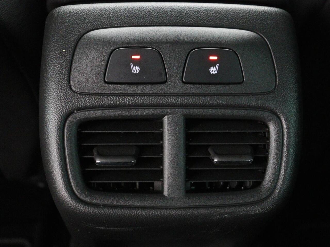 Opel INSIGNIA 1.5 Turbo Business Executive | OPC Line | Leder | Stoel & stuurverwarming | Marix LED | Trekhaak | Carplay | Camera | Comfortstoelen | Navigatie