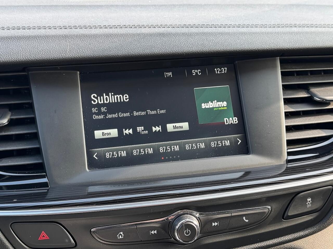 Opel INSIGNIA HB 1.5T 165pk autom Bns Exe ecc,1/2leer,lmv,navi,pdc