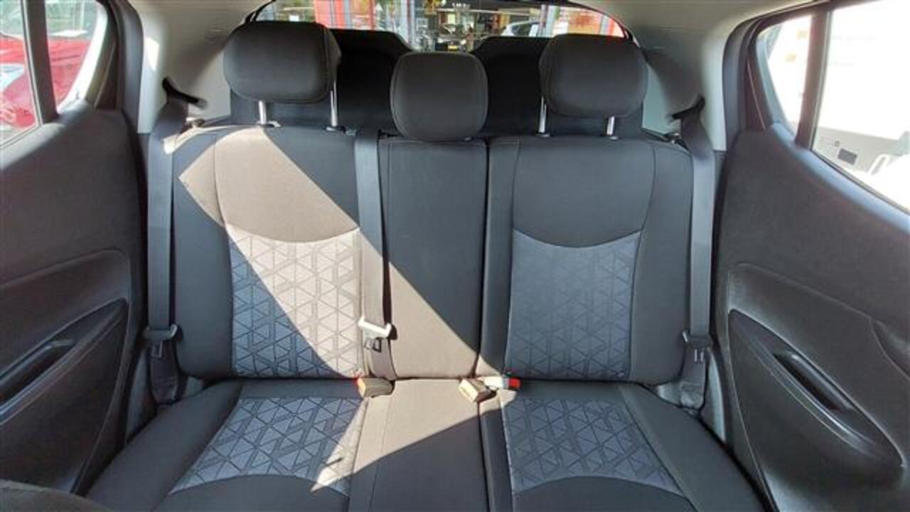 Opel KARL 1.0 ecoFlex 120 Jaar Edition