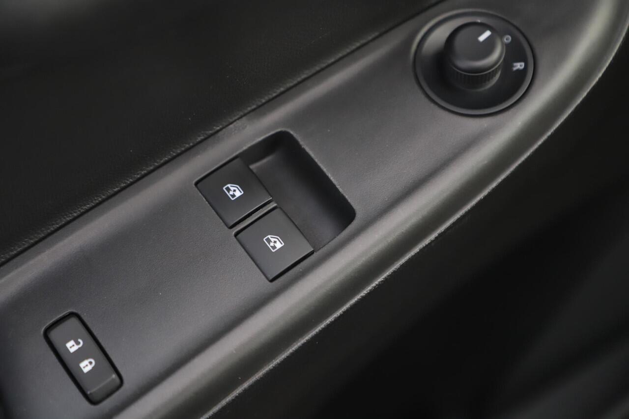 Opel KARL 1.0 ecoFLEX 120 Jaar Edition Airco Cruise Control Radio Bluetooth Elektrische Ramen