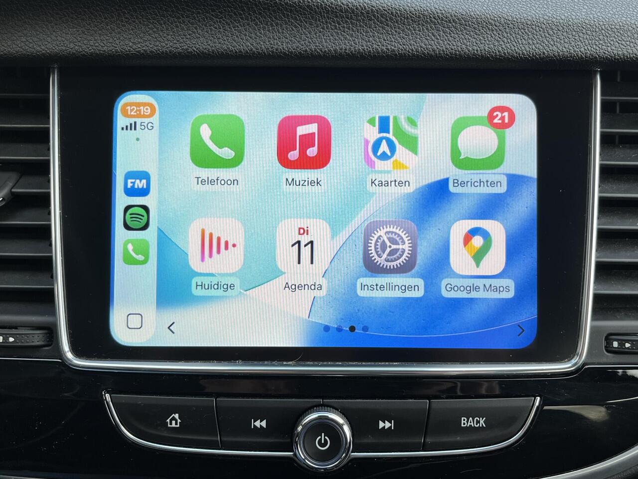 Opel MOKKA X 1.4 Turbo Innovation / Trekhaak (Trekgewicht 1.200kg) / Stuur- en Stoelverwarming / Apple Carplay & Android Auto / Cruise- en Climate Control / Navigatie full map / Keyless Entry & Start / Parkeersensoren voor en achter /