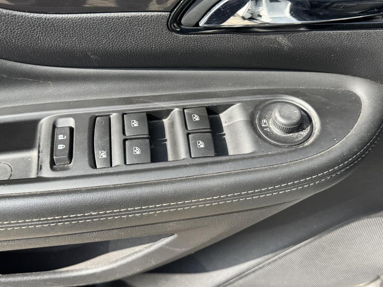 Opel MOKKA X 1.4 Turbo 120 Jaar Edition AUTOMAAT