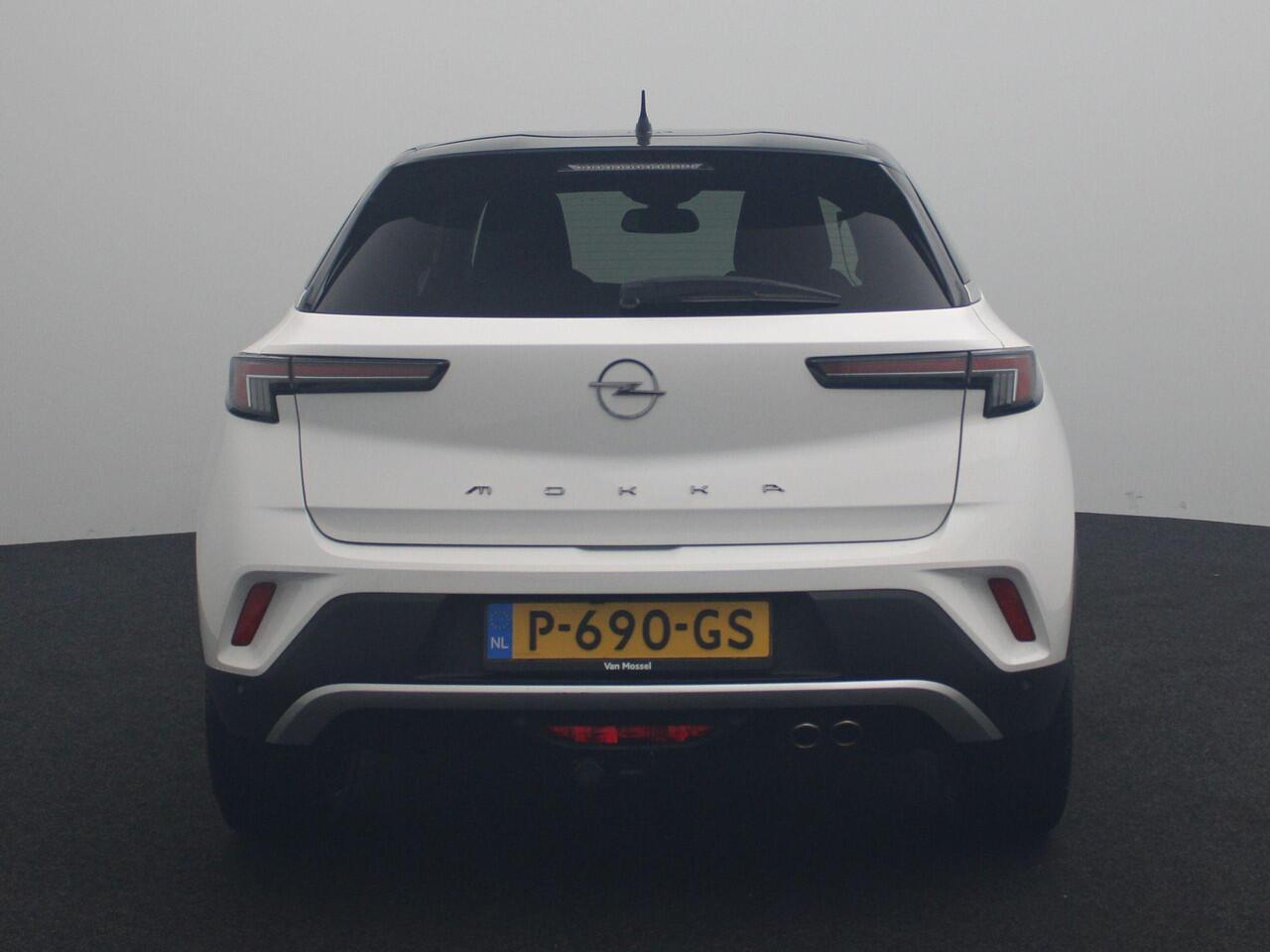 Opel MOKKA 1.2 Turbo Ultimate | Apple CarPlay & Android Auto | Climate control | Leder | Stoelverwarming | Dodehoek detectie | Achteruitrijcamera |