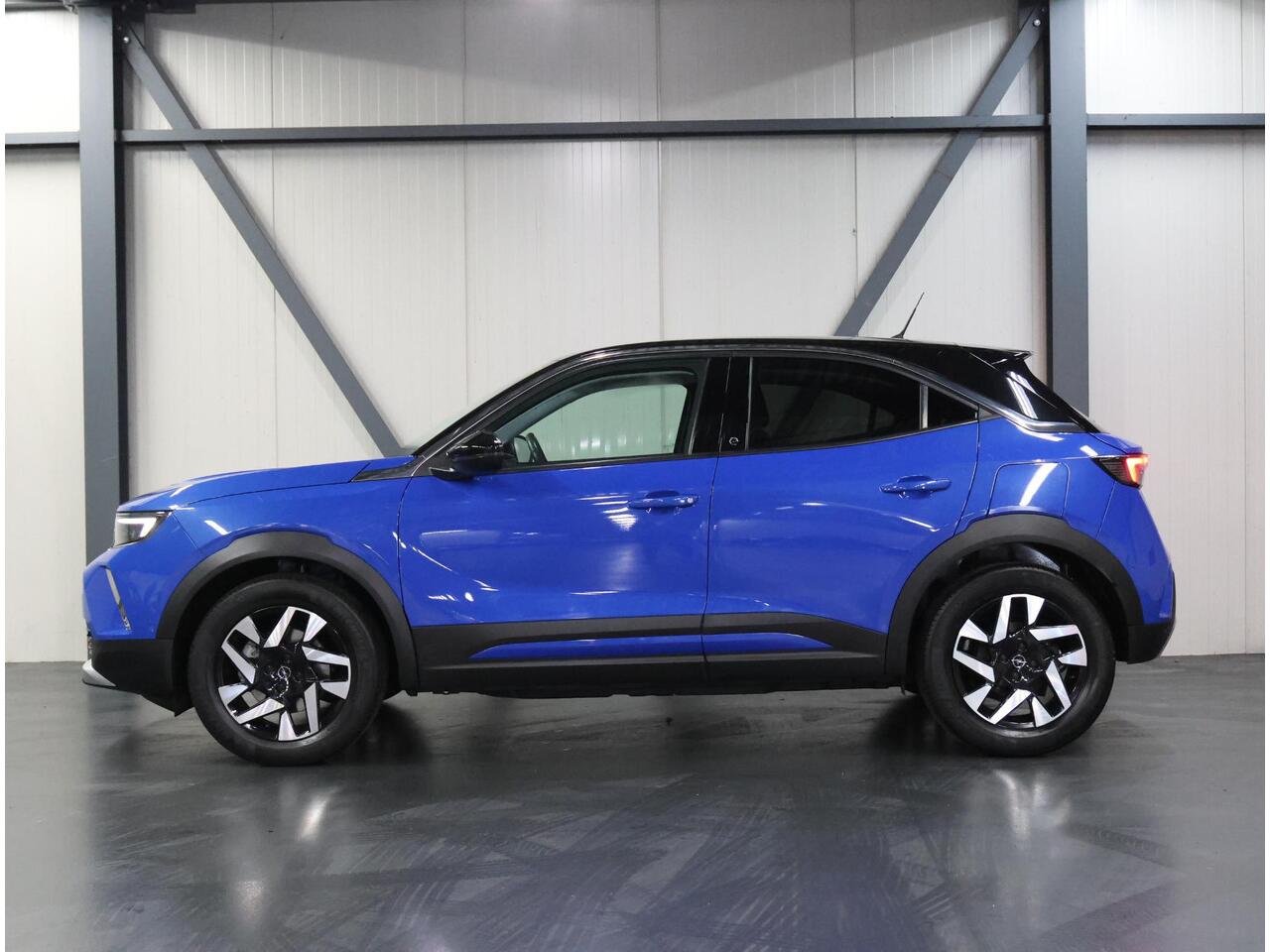 Opel MOKKA Mokka-e Business Elegance 50-kWh 11kw bl. 136PK | 1ste Eigenaar | ACCURAPPORT 92% | Armsteun | StoelStuurVerwarming | Navigatie | Climate Control | Adaptieve Cruise Control | LED | Camera | Isofix | Privacy Glass | Parkeersensoren |