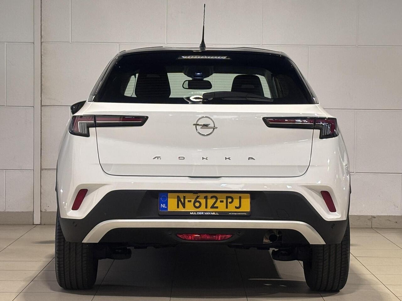 Opel MOKKA Elegance 1.2 Turbo 100pk | TWO-TONE! | NAVI PRO | 180° CAMERA | APPLE CARPLAY / ANDROID AUTO | CLIMATE CONTROL | LAGE KM-STAND! | ISOFIX |