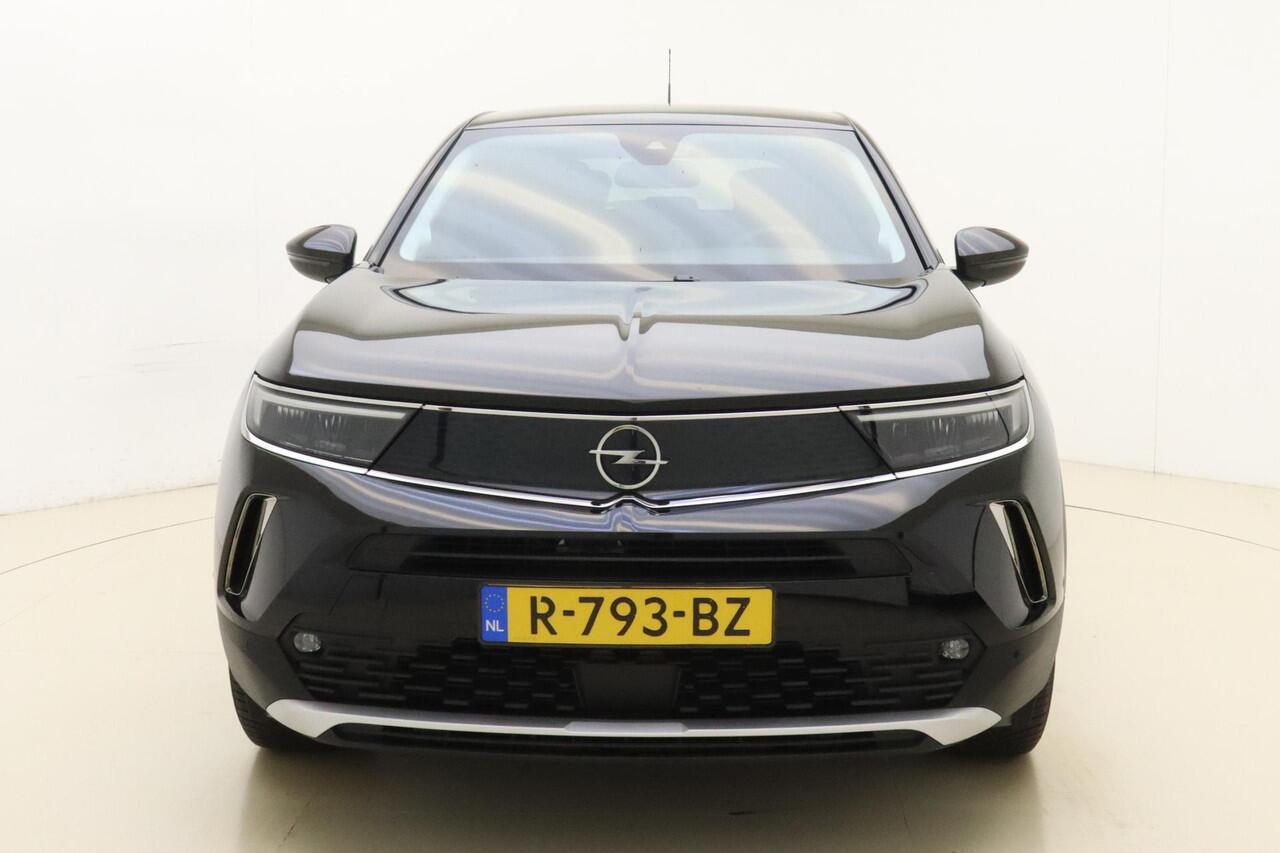 Opel MOKKA Mokka-e Elegance 50-kWh 11kw bl. | Climate Control | Apple Carplay & Android Auto | All Season banden | Camera | Parkeersensoren voor & achter |