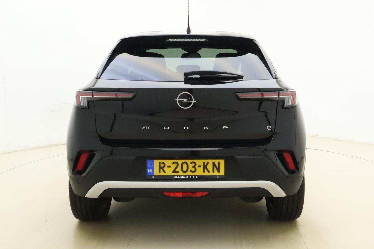Opel MOKKA Mokka-e Ultimate 50-kWh 11kw | SOH 96,2% | Navigatie | Adapt. Cruise control | Keyless | Camera | Parkeersensoren | Matrix koplampen | Warmtepomp | Stoel- en stuurverwarming | Dealer onderhouden | 18 " lichtmetalen velgen