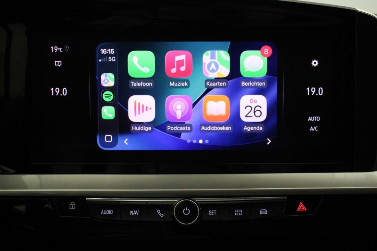 Opel MOKKA 1.2 Turbo Business Elegance Automaat - Carplay, Camera, Stoelverw. Trekhaak, Half Leer