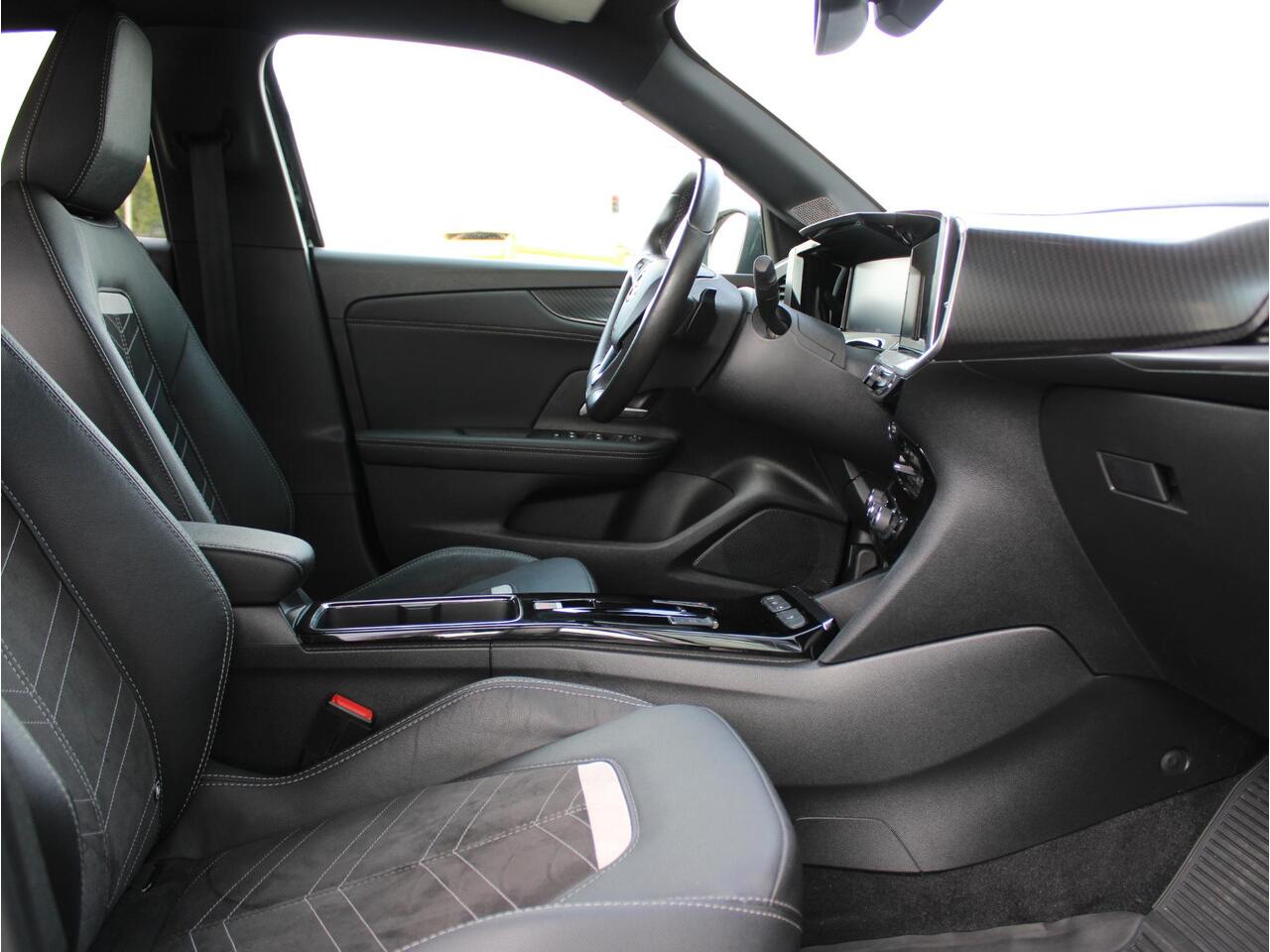 Opel MOKKA 1.2 Turbo Ultimate Automaat | Apple Carplay / Camera / Climate