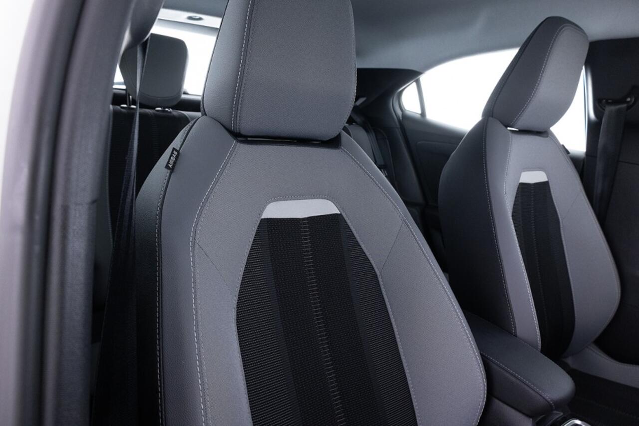 Opel MOKKA Mokka-e Elegance 50 kWh | SOH 100% | Full LED | NAVI | Half LEDER | PDC | Stoelverwarming