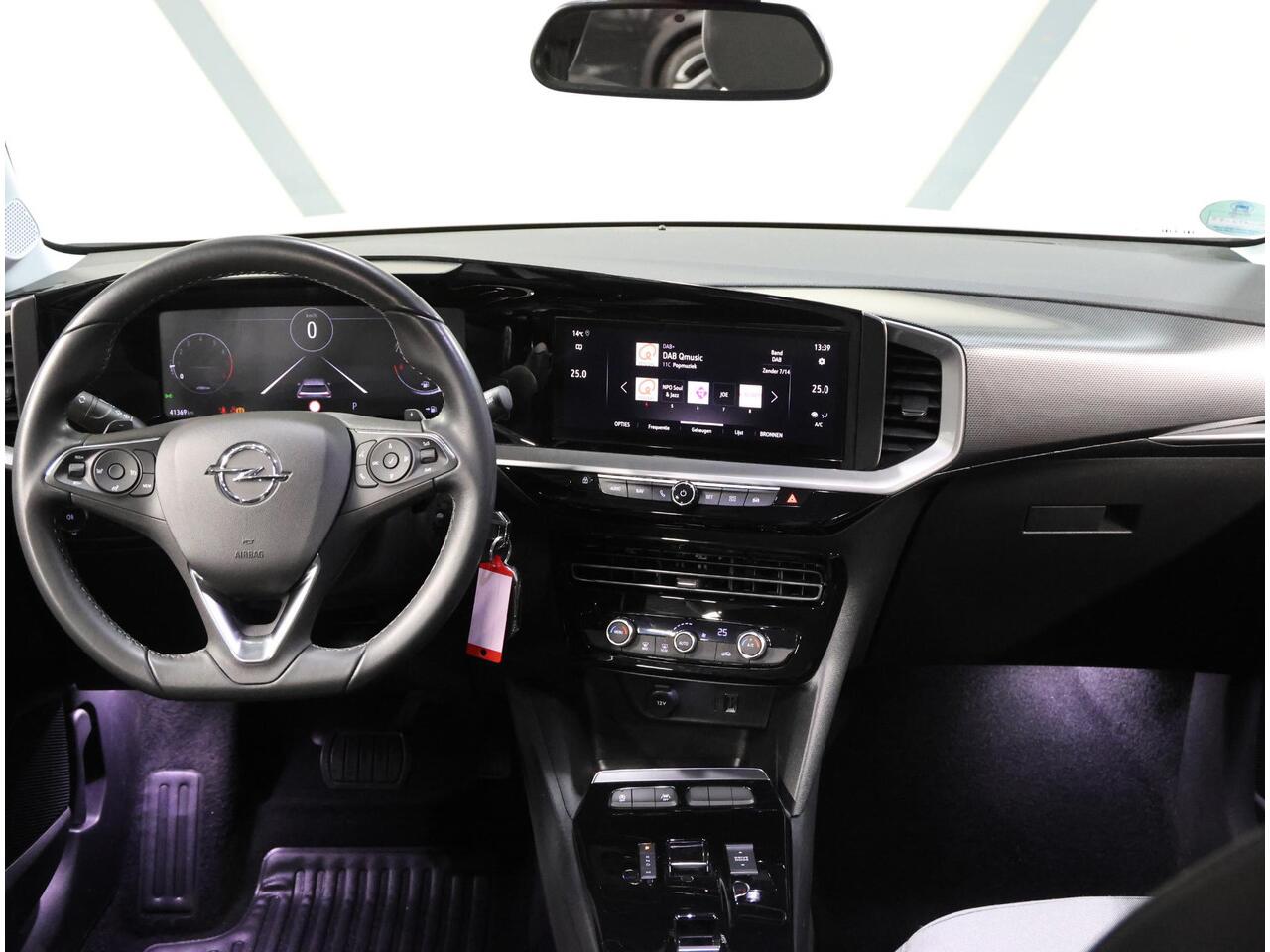 Opel MOKKA 1.2 130PK Turbo Level 3 | AUTOMAAT | AppleCarPlay/AndroidAuto | Cruise Control | Climate Control | Camera | Navigatie | FULL LED | Isofix | Parkeersensoren |