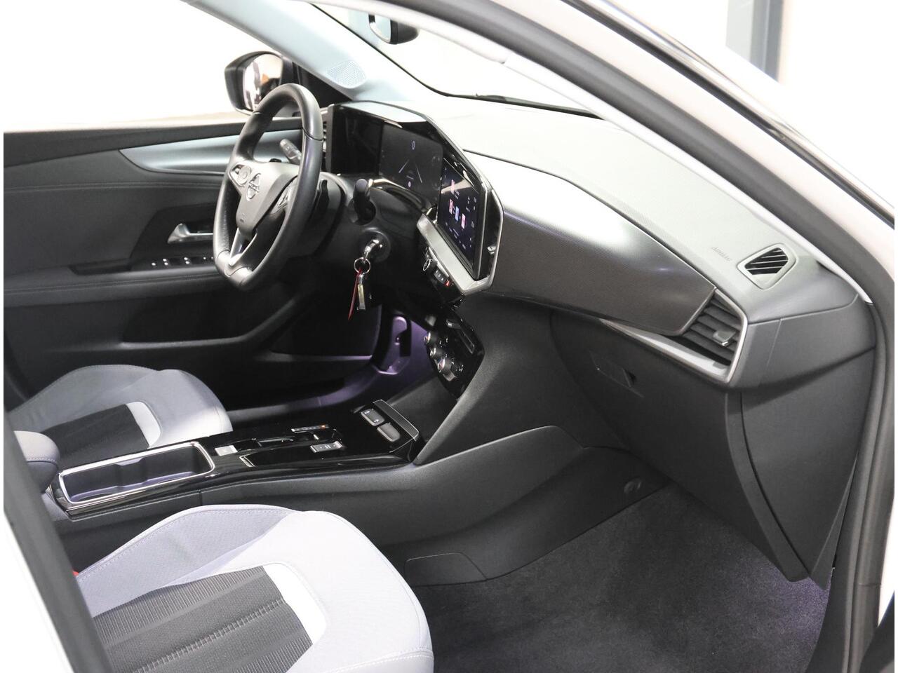 Opel MOKKA 1.2 130PK Turbo Level 3 | AUTOMAAT | AppleCarPlay/AndroidAuto | Cruise Control | Climate Control | Camera | Navigatie | FULL LED | Isofix | Parkeersensoren |